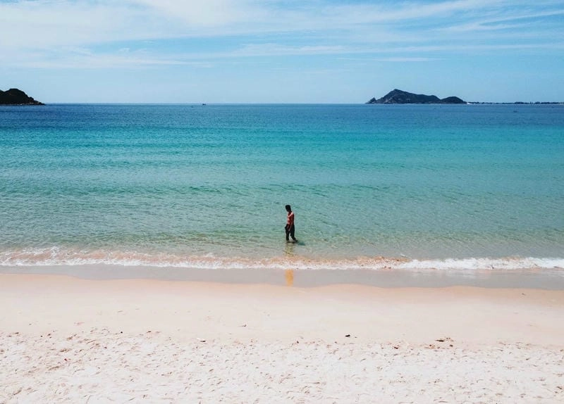 Khám phá trải nghiệm thú vị tại bãi biển Vịnh Hòa