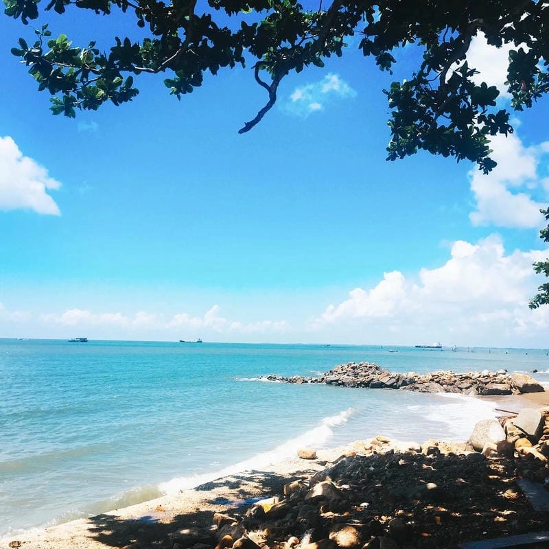 Khám phá bãi biển hoang sơ Phú Quốc