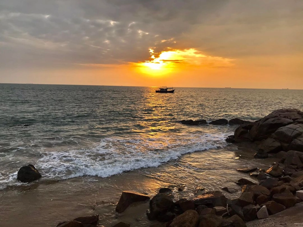 Vũng Tàu nước trong veo thu hút ánh nhìn