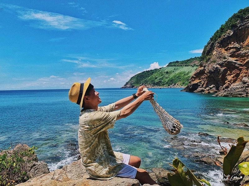 Ngắm hoàng hôn Bãi Bụt lãng mạn