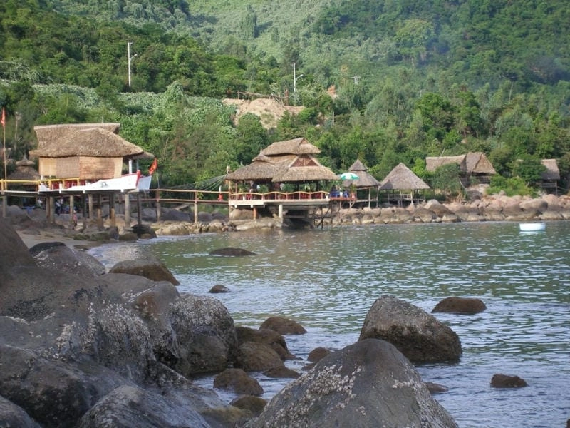 Đón bình minh Bãi Bụt