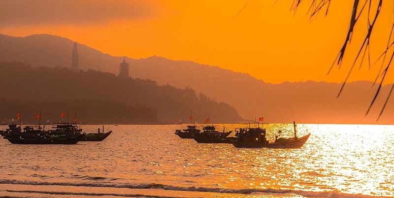 Cùng check in biển Mỹ Thủy