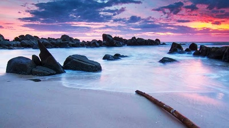 Tìm hiểu giới thiệu sơ lược về biển Thuận Quý