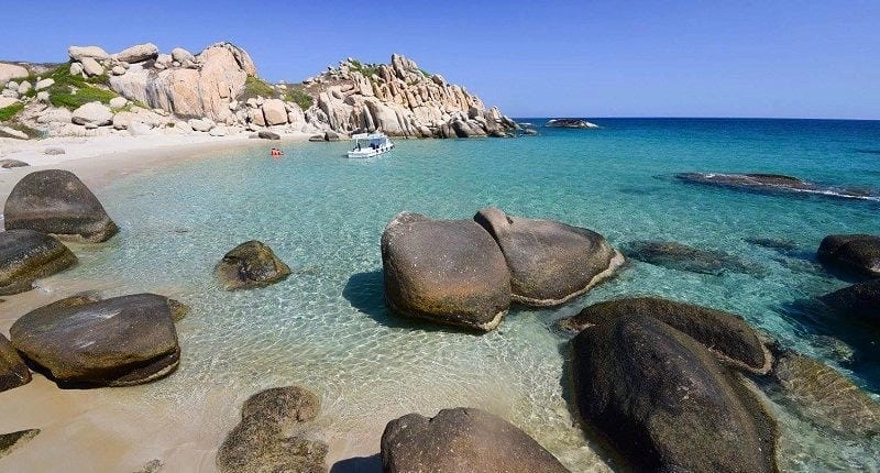 Cùng check in biển Thuận Quý