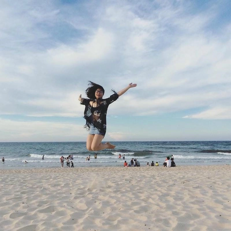 Trải nghiệm tắm biển Thuận Quý