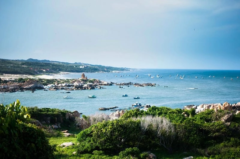 Đọc review biển Thuận Quý chi tiết