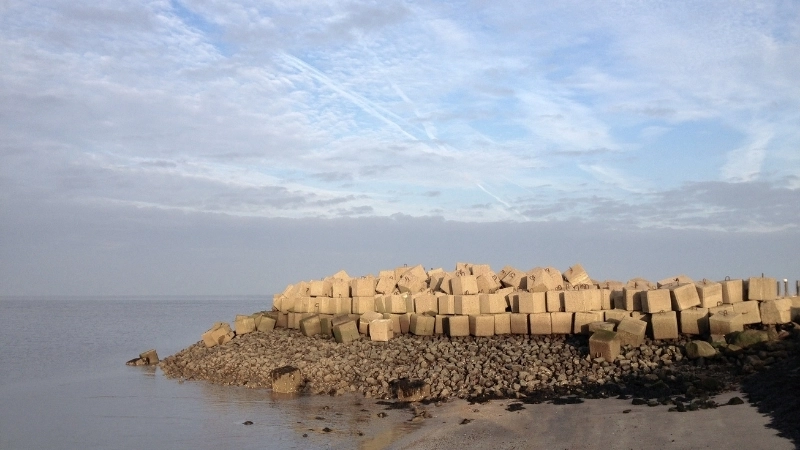 Các công trình đê biển kiên cố giúp Việt Nam thích ứng với nước biển dâng