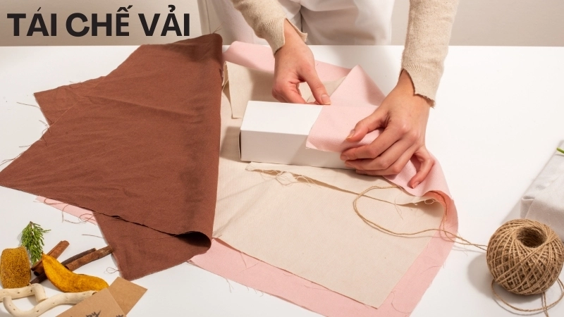 Công nghệ tái chế vải giúp giảm gánh nặng rác thải thời trang