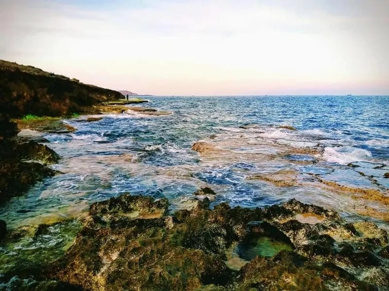 Khám phá Hòn Đỏ hoang sơ