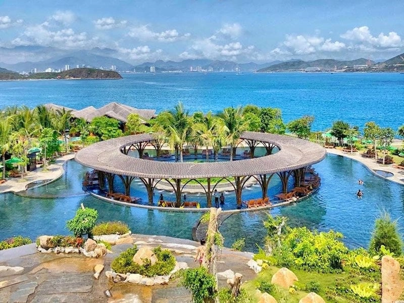 Khám phá trải nghiệm thú vị tại Hòn Tằm