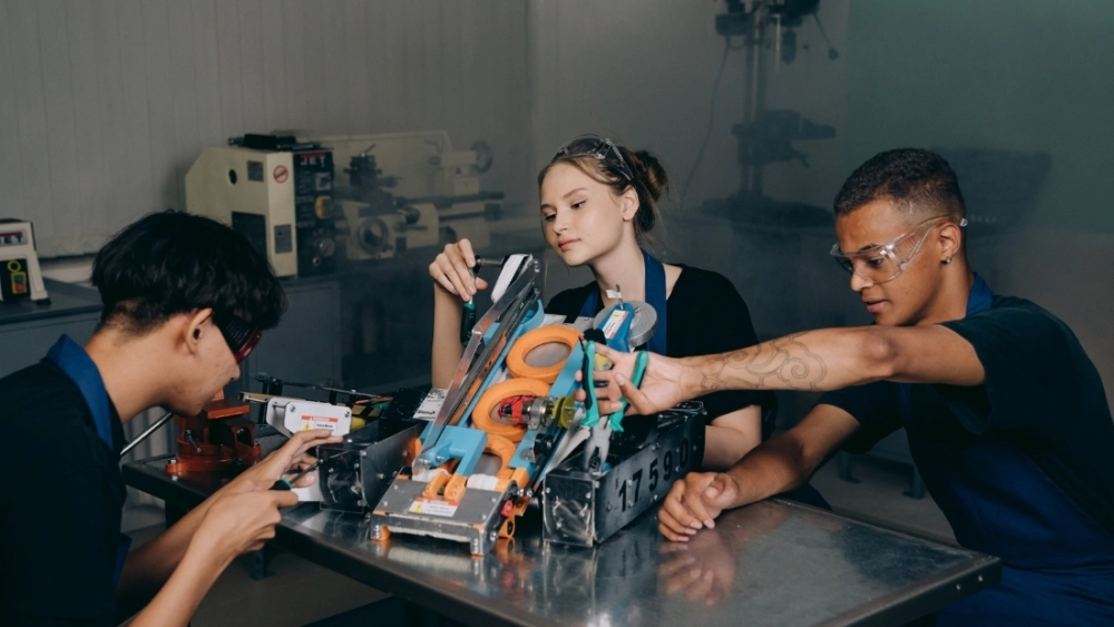  Minh họa các ứng dụng của machine learning trong cuộc sống thường ngày