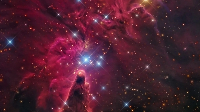 Khám phá tinh vân qua công nghệ hiện đại