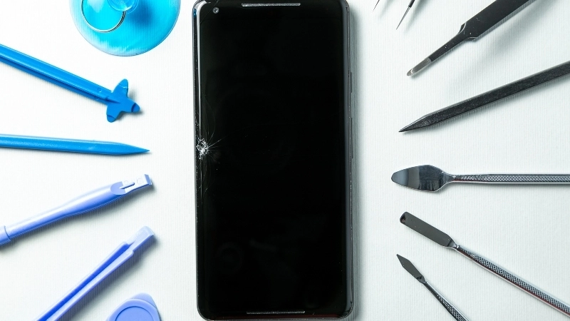  Vật liệu tự phục hồi hứa hẹn tạo ra màn hình điện thoại bền bỉ