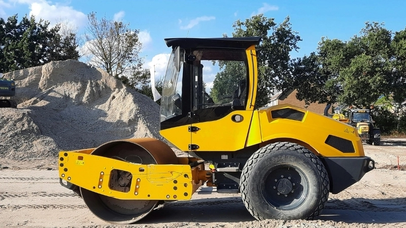 Ưu điểm và ứng dụng của xe lu