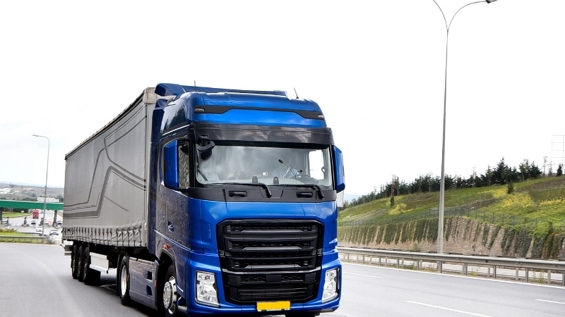 Ưu điểm và vai trò quan trọng của xe tải