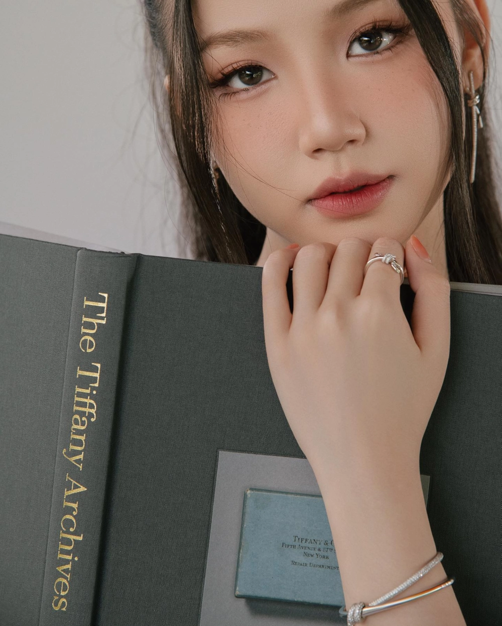 AMEE Anh nhà ở đâu thế lyrics và câu rap huyền thoại của B Ray