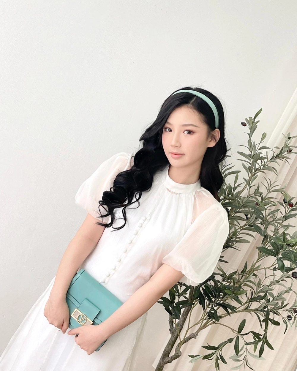 AMEE sinh năm 2000 và sự nghiệp rực rỡ ở tuổi 25