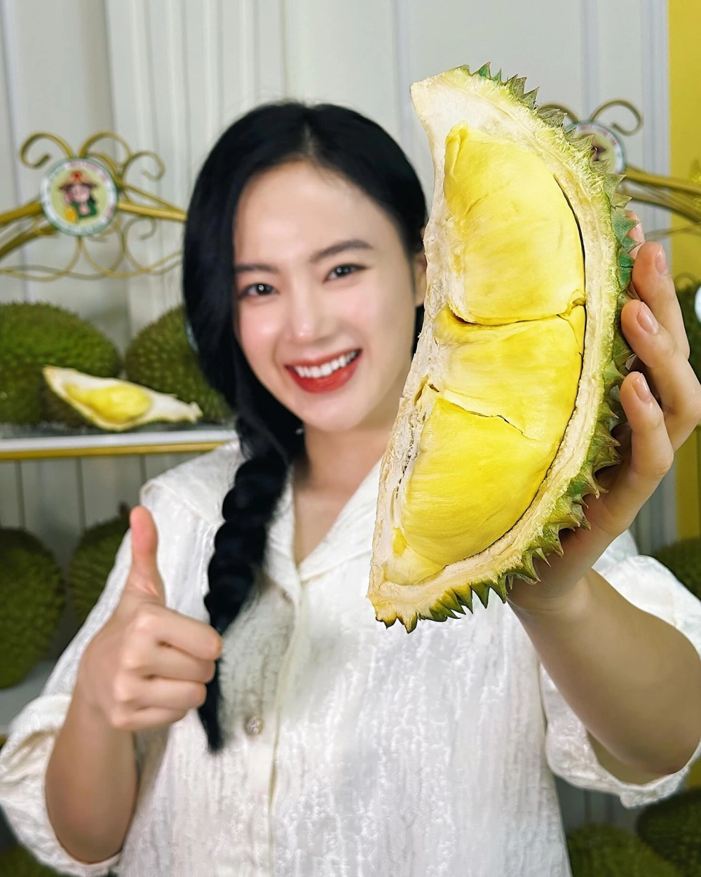 Angela Phương Trinh mới nhất cập nhật hình ảnh và hoạt động năm 2025