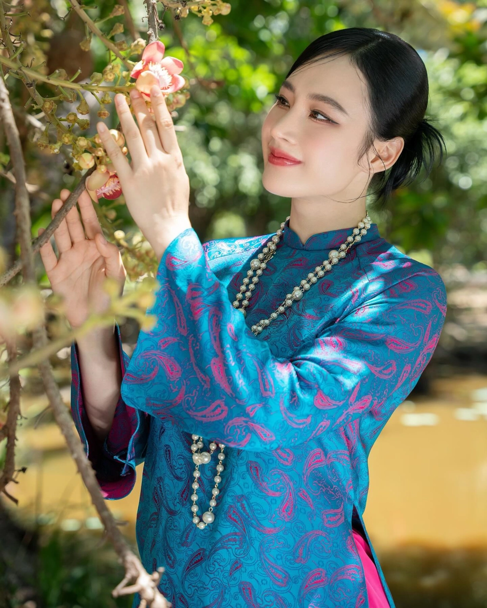 Angela Phương Trinh phẫu thuật và những nghi vấn can thiệp thẩm mỹ