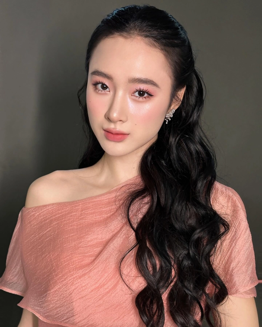 Tổng hợp ảnh con gái cute với phong cách Hàn Quốc