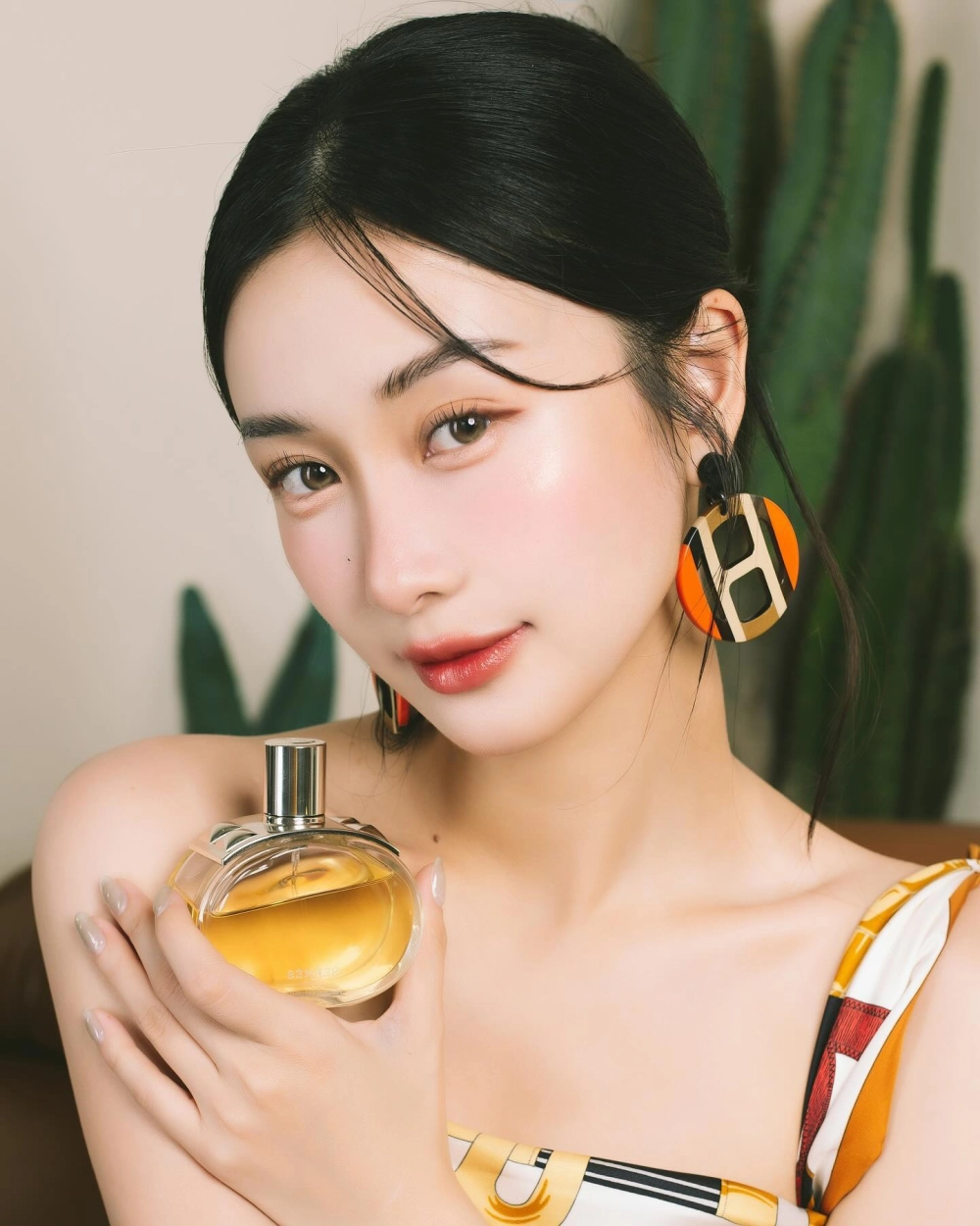 Ảnh gái xinh TikTok và những video bắt trend triệu view