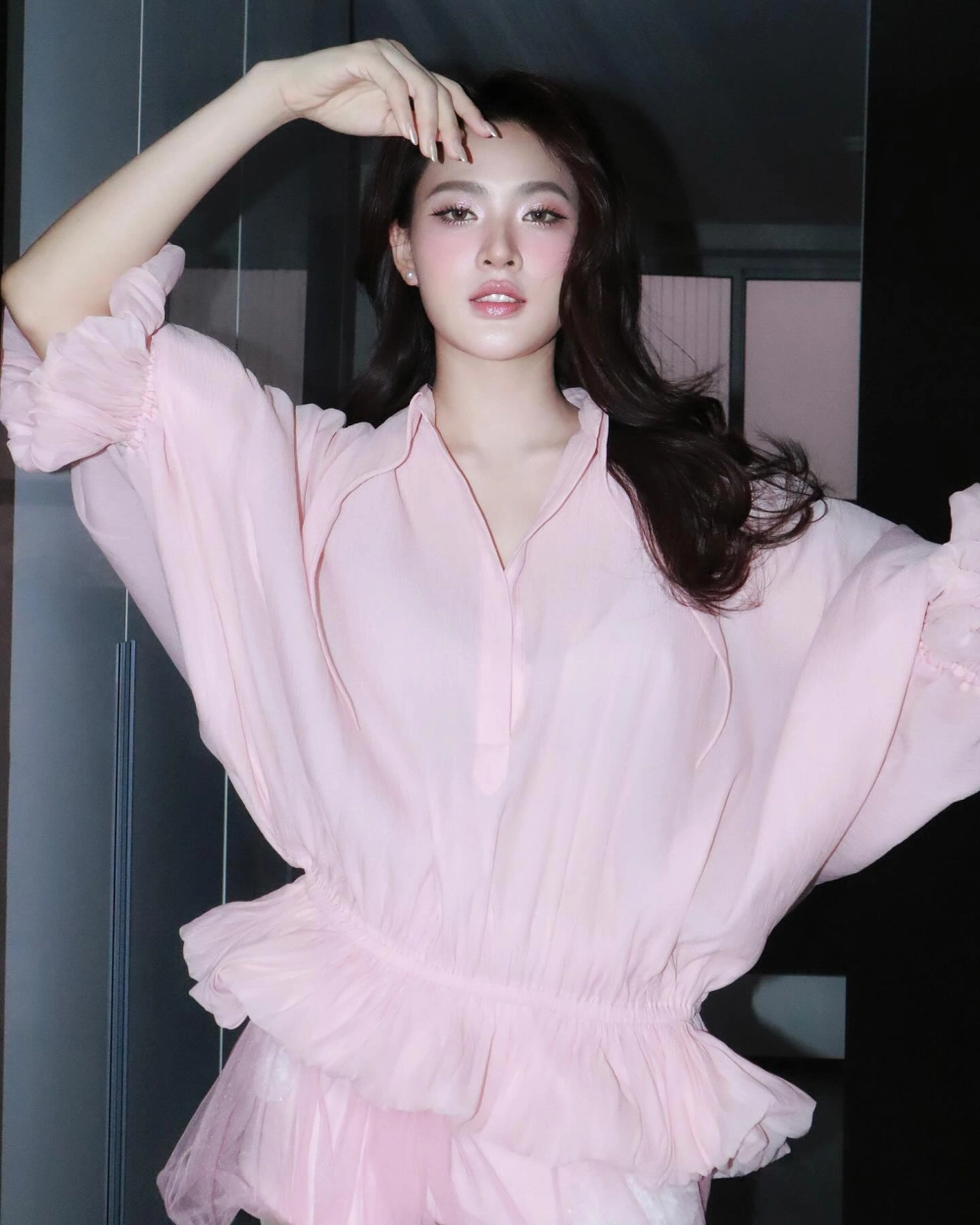 Vẻ nóng bỏng của các cô gái xinh đẹp và quyến rũ