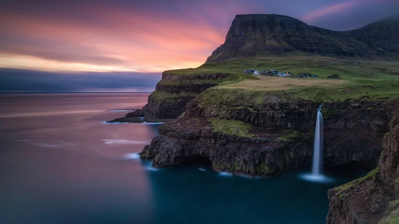 Khám phá phong cảnh thác nước mê hoặc mọi ánh nhìn