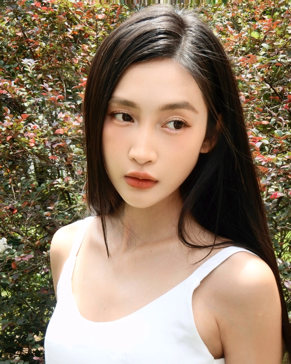 Ảnh avatar đẹp cho con gái cute tươi sáng và nổi bật