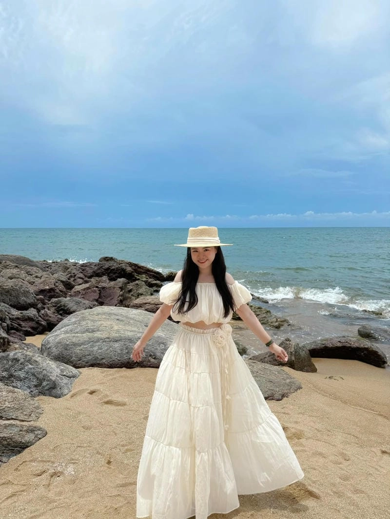 Đọc review hàm rồng chi tiết