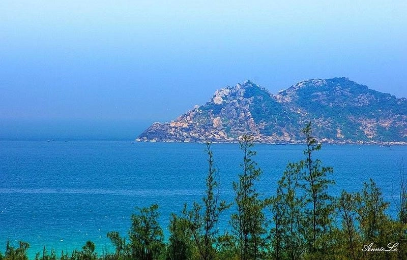 Đón bình minh bãi Từ Nham