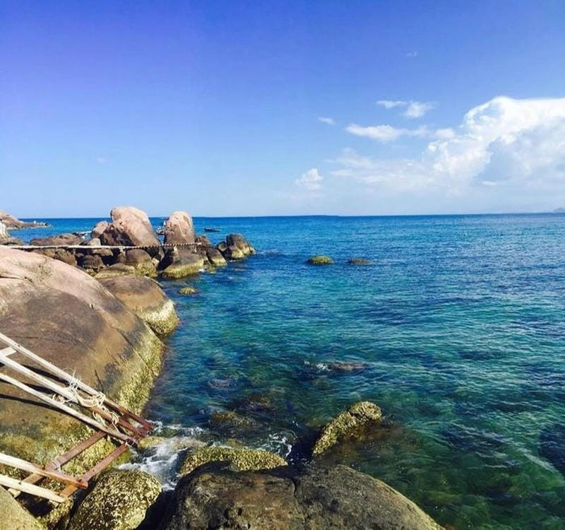 Chia sẻ trải nghiệm Bãi Đá Đen