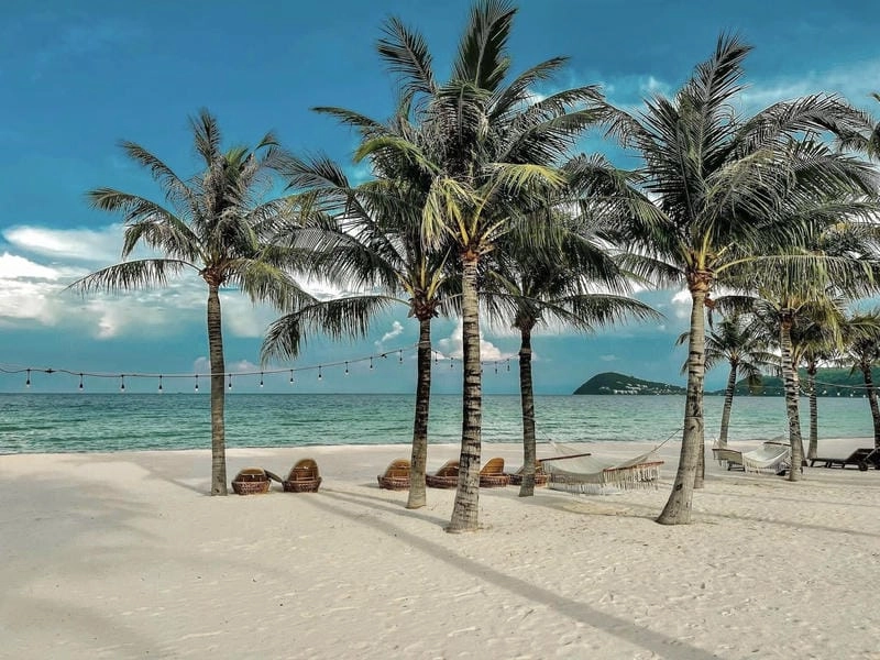 Đón bình minh Bãi Khem