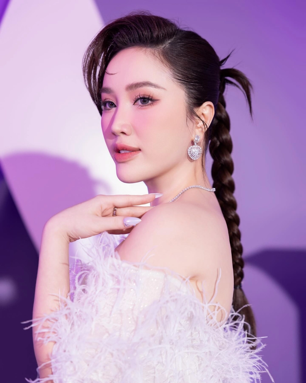 Bảo Thy sinh năm bao nhiêu cô sinh năm 1988 tại TPHCM