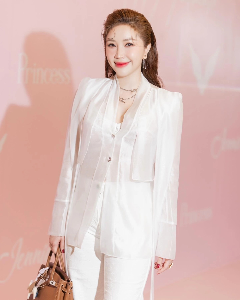 Lời bài hát Bảo Thy khóc thêm lần nữa và những giai điệu ballad buồn