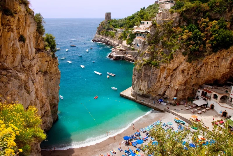 Đi dạo và khám phá đường amalfi thơ mộng