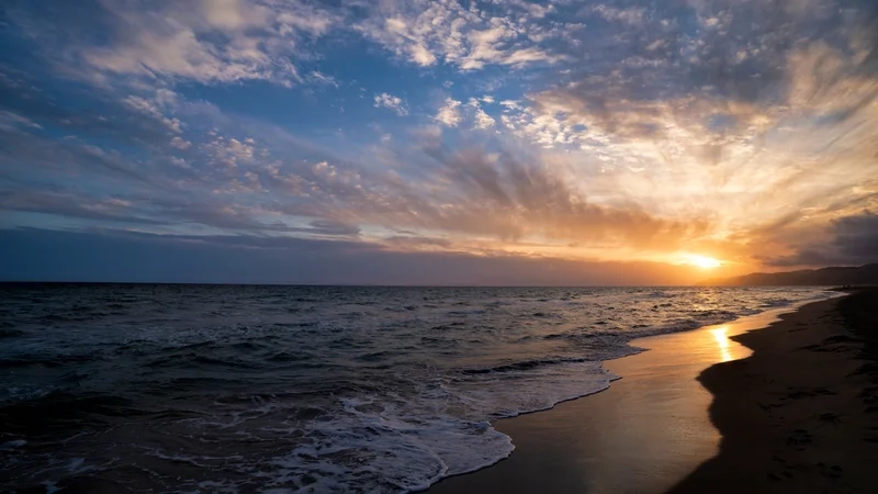 Lãng mạn hơn cùng ảnh bờ biển hoàng hôn