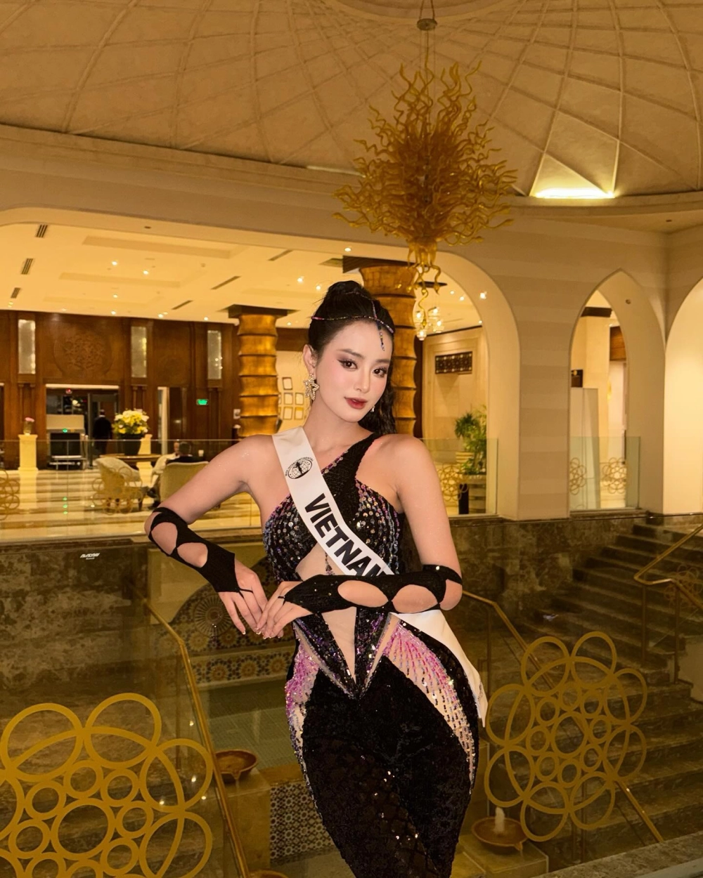 Bùi Khánh Linh Miss Intercontinental và thành tích Á hậu 3 đầy tự hào