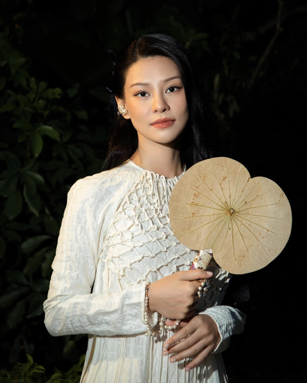 Bùi Lan Hương live và khả năng hát live đầy nội lực và cảm xúc