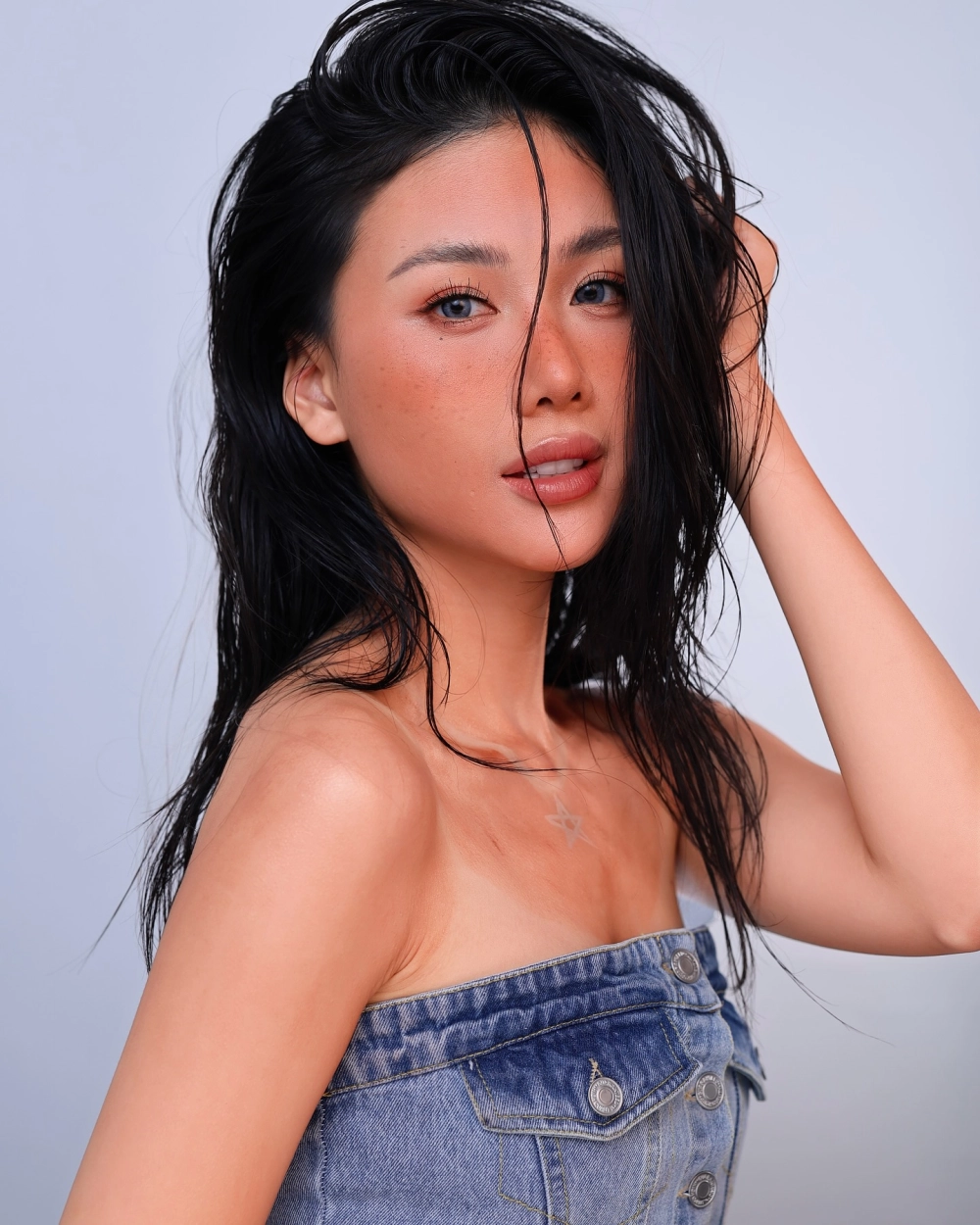 Bùi Quỳnh Hoa thi Miss Universe và kết quả không như mong đợi