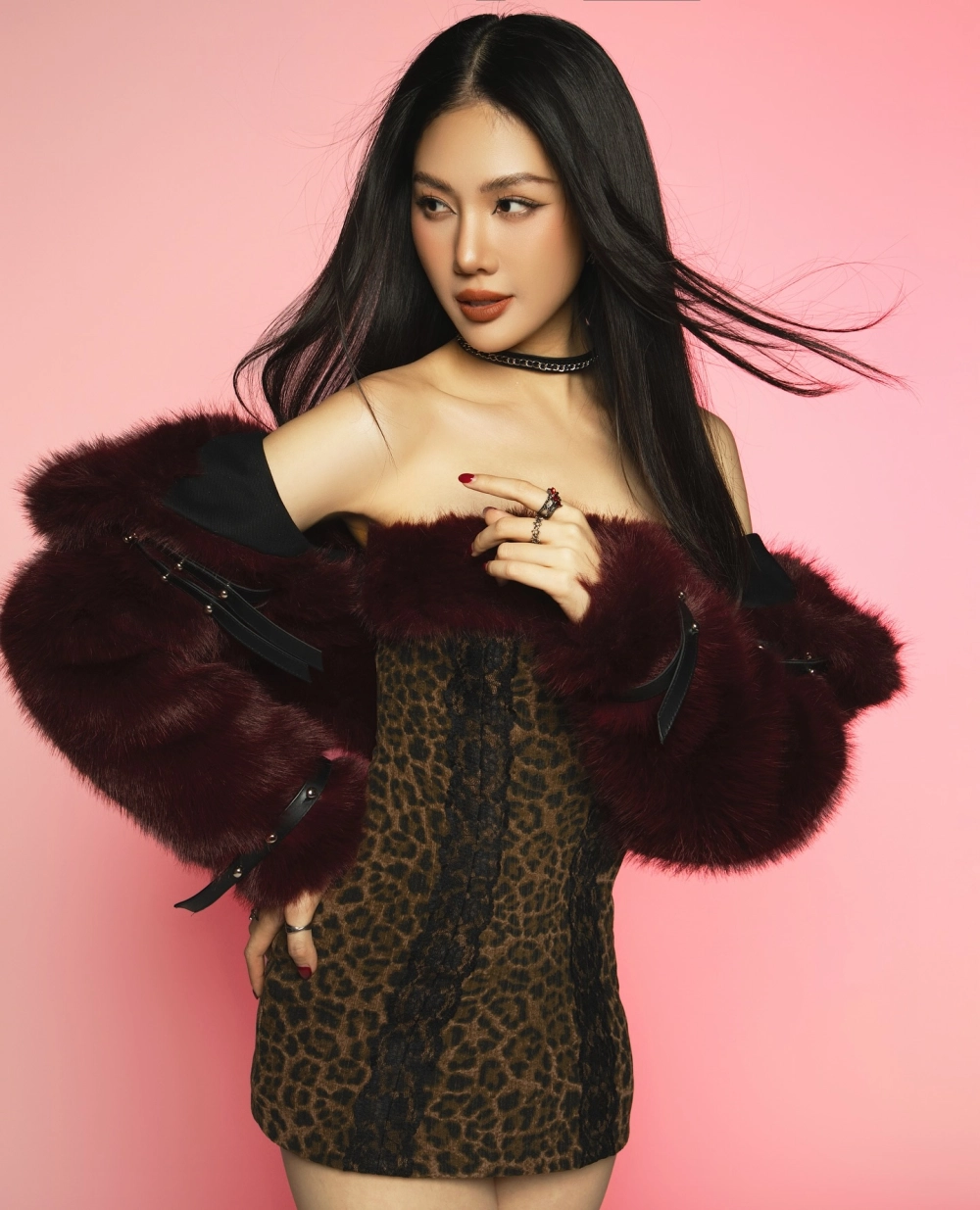 Bùi Quỳnh Hoa thi Miss Universe và kết quả không như mong đợi