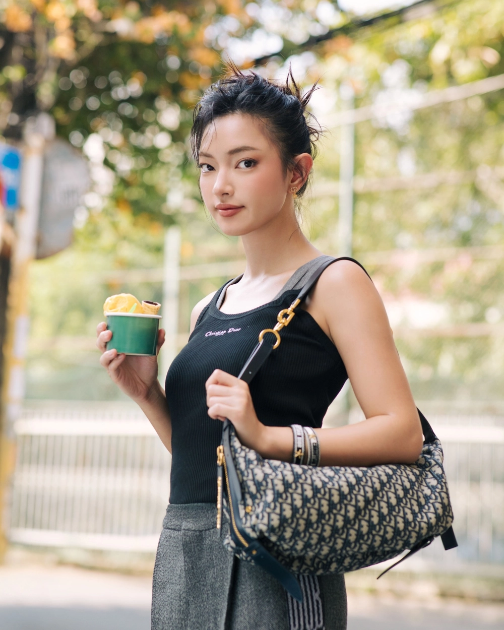 Châu Bùi bao nhiêu tuổi và phong cách thời trang dẫn đầu xu hướng