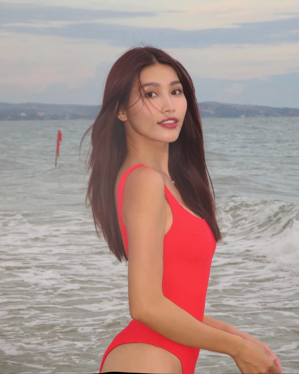 Chế Nguyễn Quỳnh Châu và bạn trai và chuyện tình ngọt ngào bên bạn trai doanh nhân