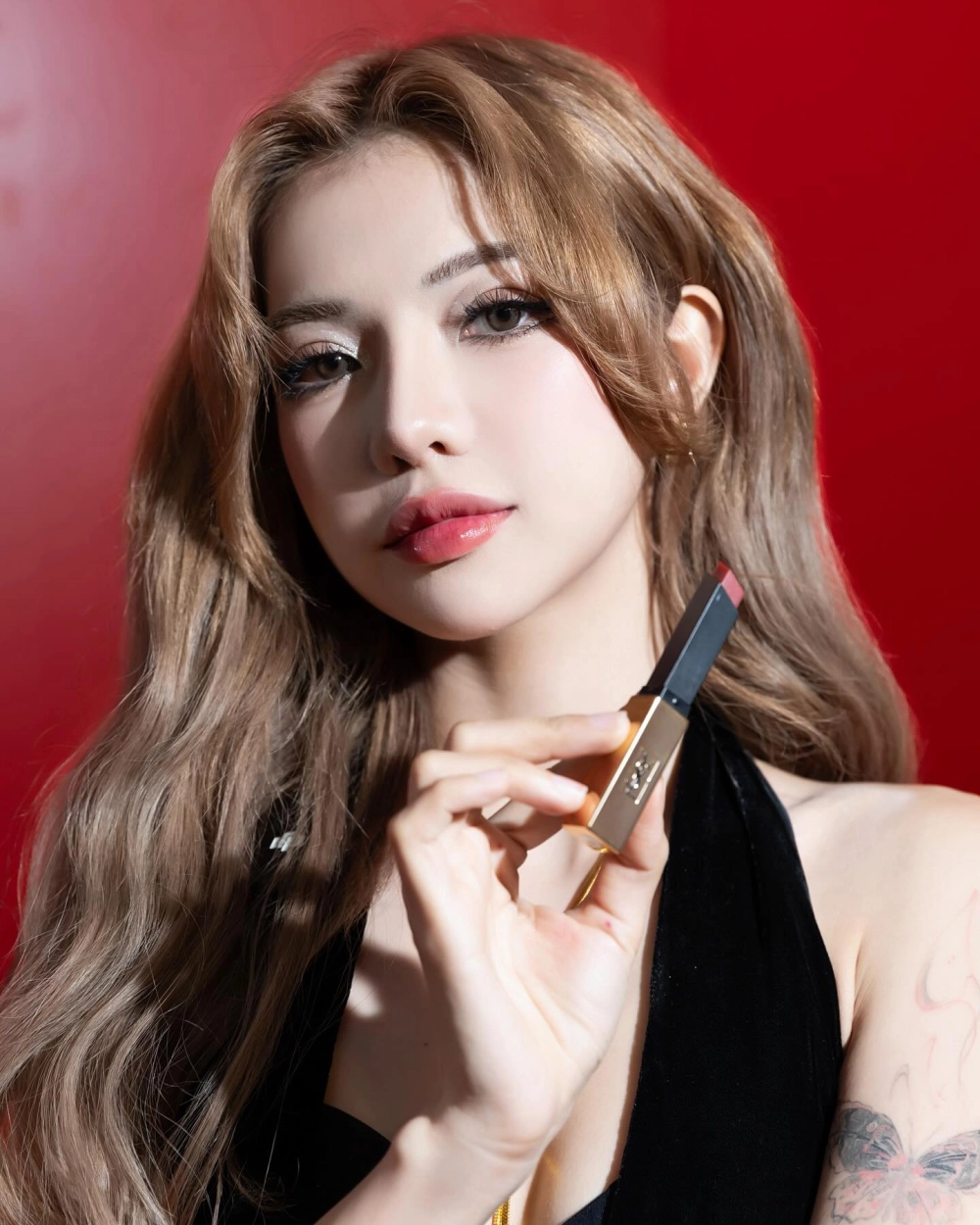 Ciin cao mét bao nhiêu và vóc dáng cân đối, thu hút