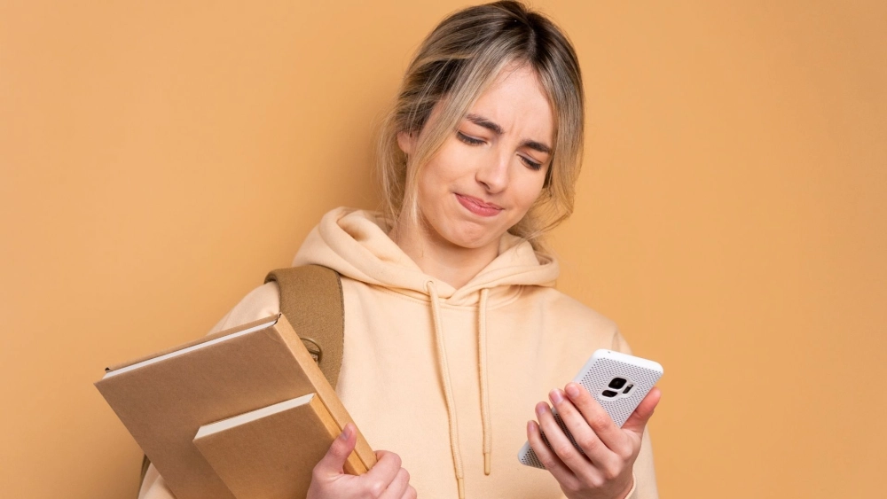 Con gái khóc và những giọt nước mắt tuôn rơi