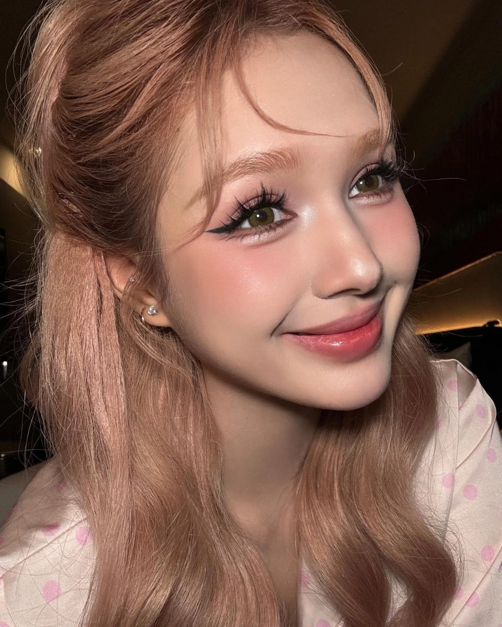 Ảnh con gái cute chuẩn phong cách Ulzzang Hàn Quốc