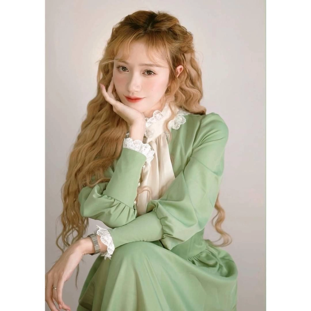 Ảnh Đào Lê Phương Hoa và nhan sắc xinh đẹp, năng động