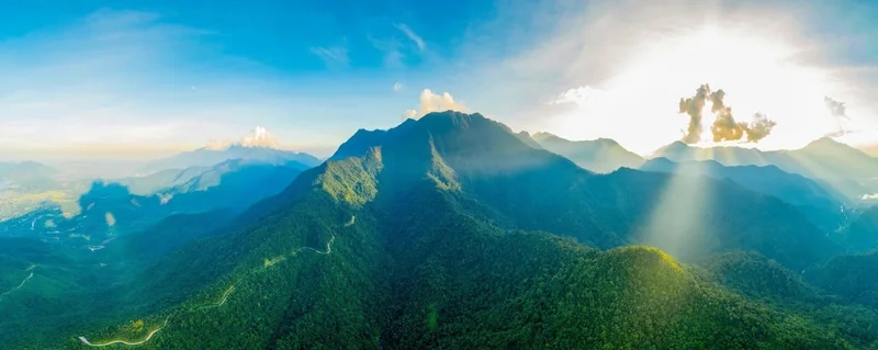 Giới thiệu đôi nét về dãy núi Trường Sơn tuyệt đẹp