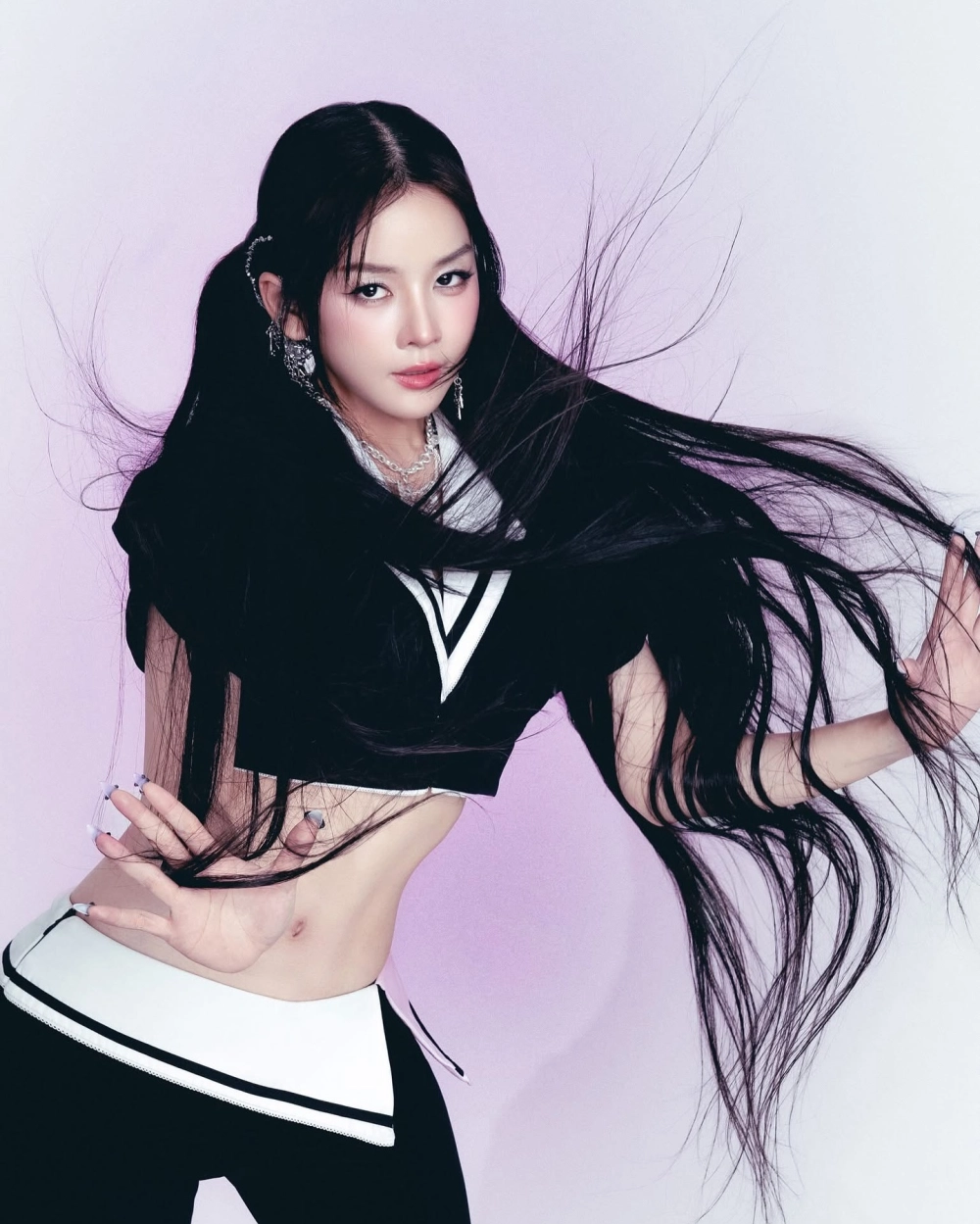 DJ Mie body và thân hình quyến rũ, nóng bỏng