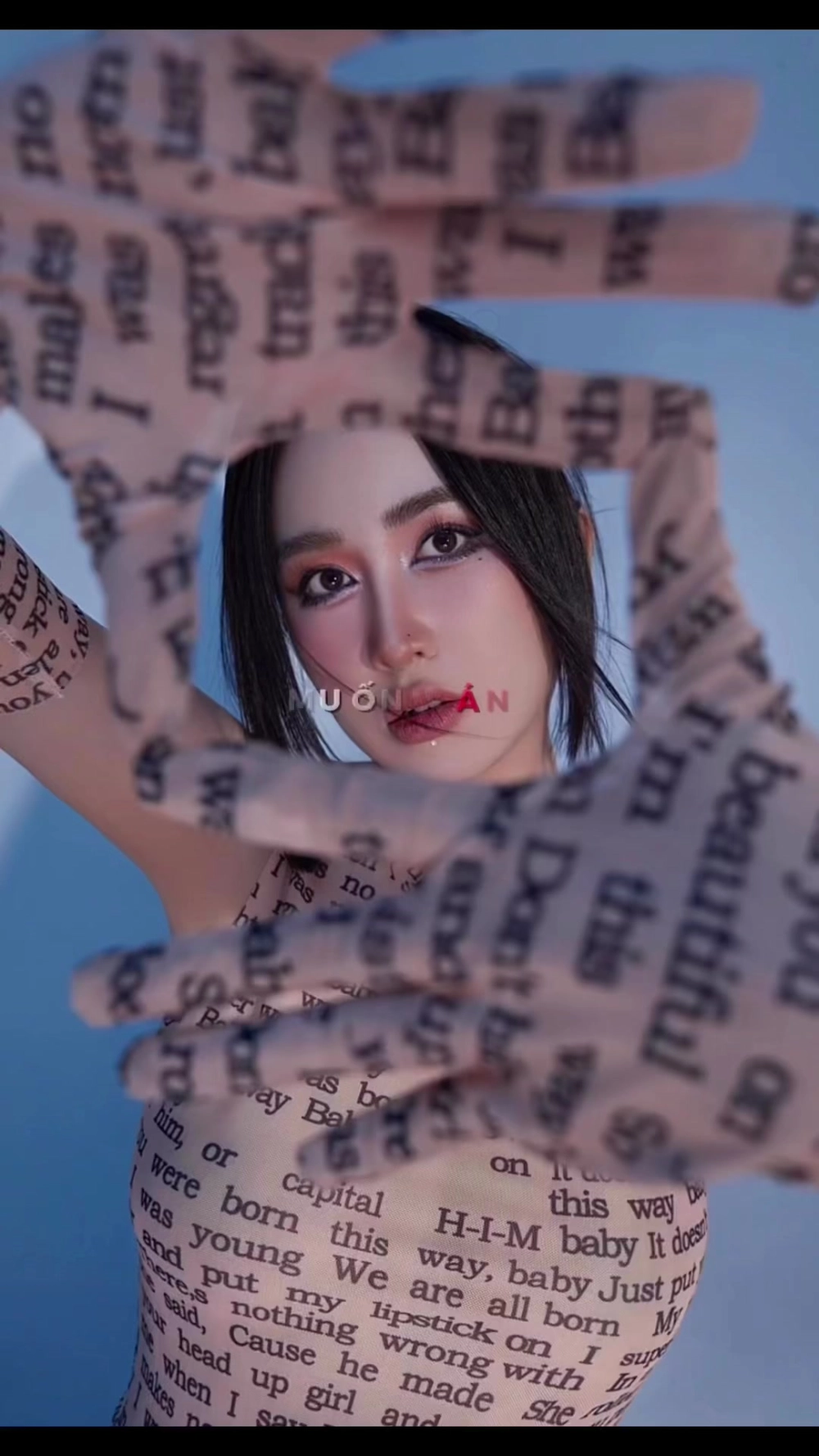 DJ Trang Moon bikini và thân hình nóng bỏng, đầy quyến rũ