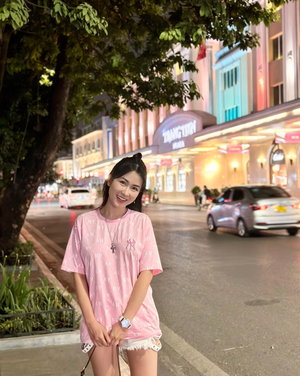 DJ Trang Moon new Phương Đông và những đêm nhạc huyền thoại tại club